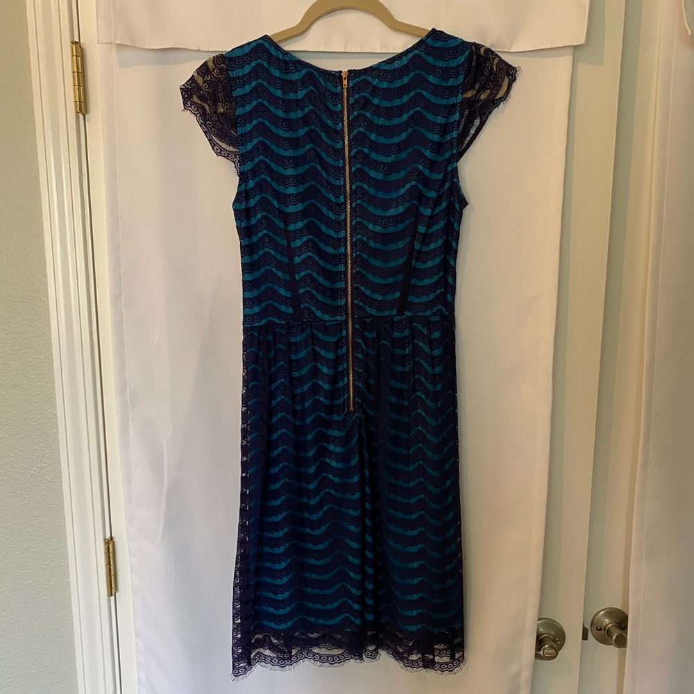 Fun2Fun Lace Dress - Picture 3 of 4